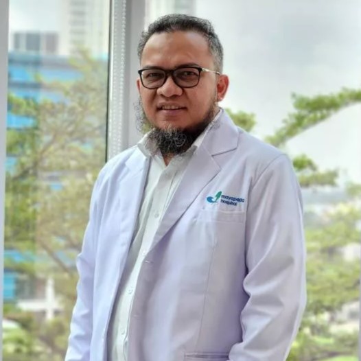 dr. Febriyanto Kurniawan, Sp.B, Subsp.Onk(K), MPH,